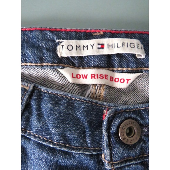 NWT Tommy Hilfiger Low Rise Boot Cut Jeans Size 8R 100% Cotton 8 Medium Wash - Picture 5 of 11